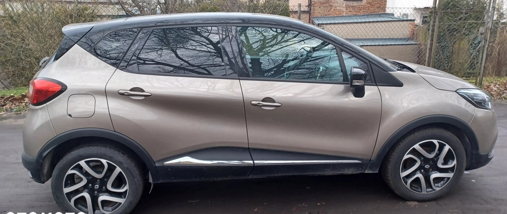 Renault Captur cena 35500 przebieg: 114000, rok produkcji 2014 z Poznań małe 79